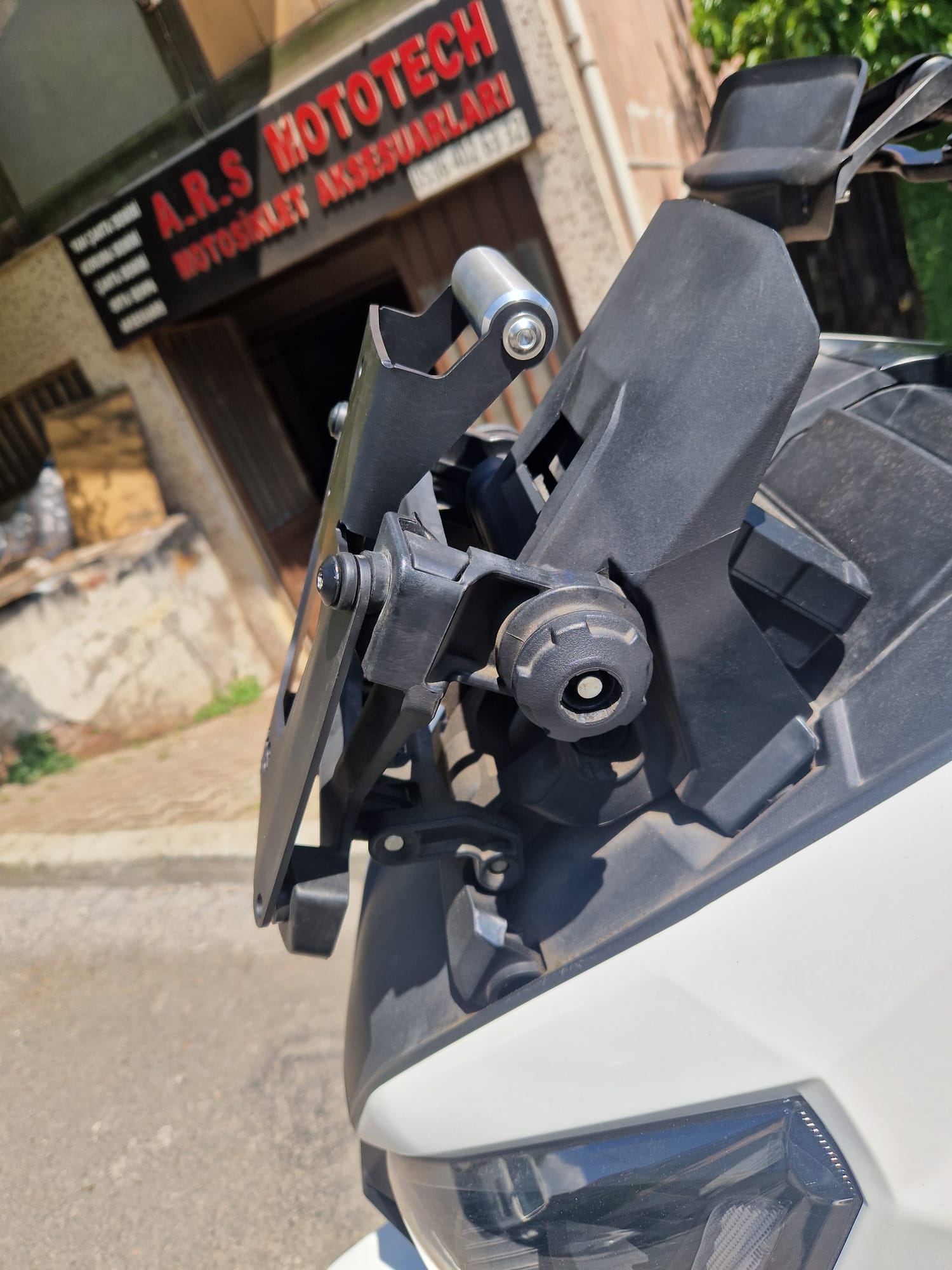 KANUNİ SEHA TELEFON TUTUCU BARI