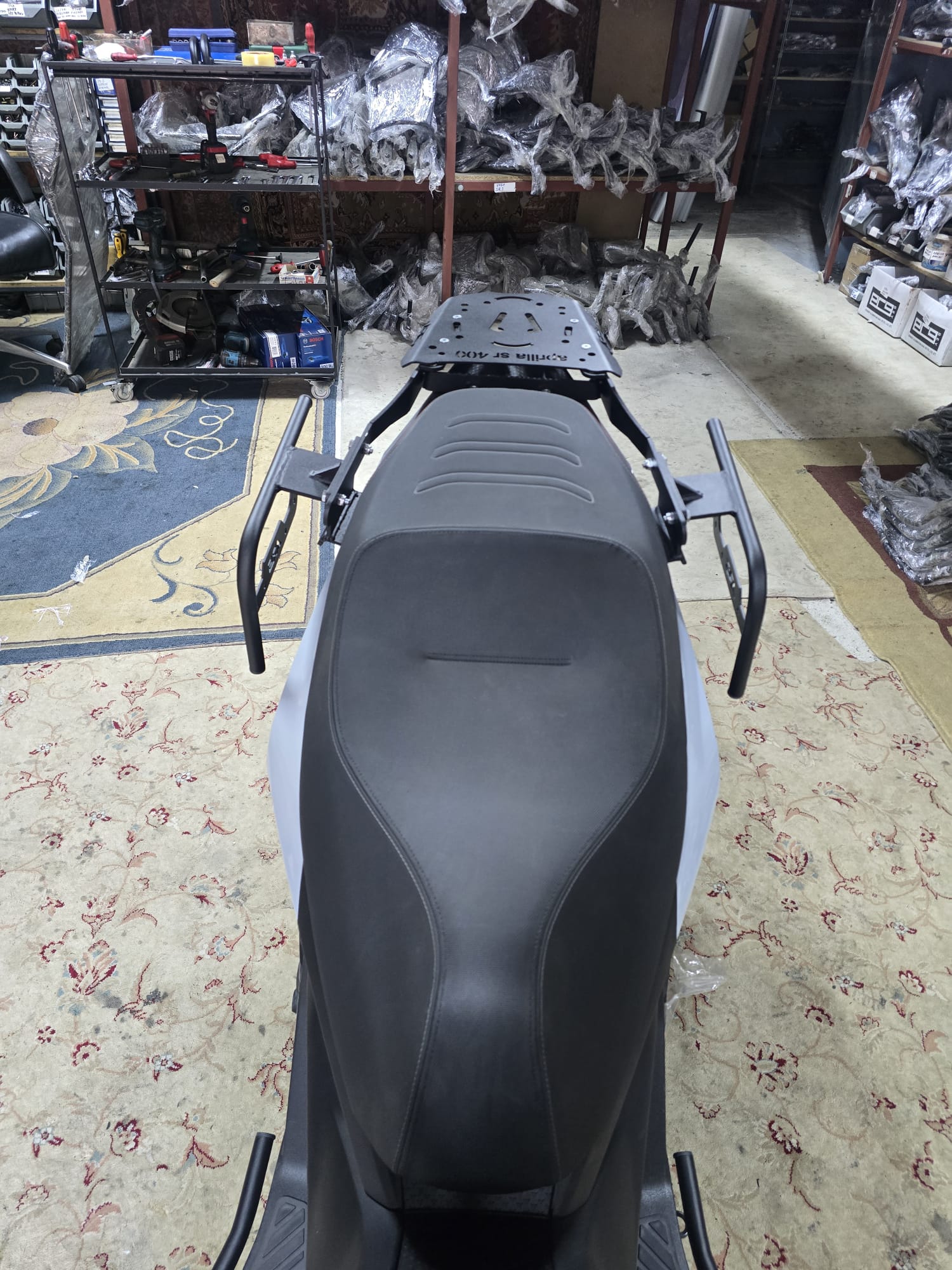 APRİLİA SR 400 YAN ÇANTA TAŞIMA DEMİRİ