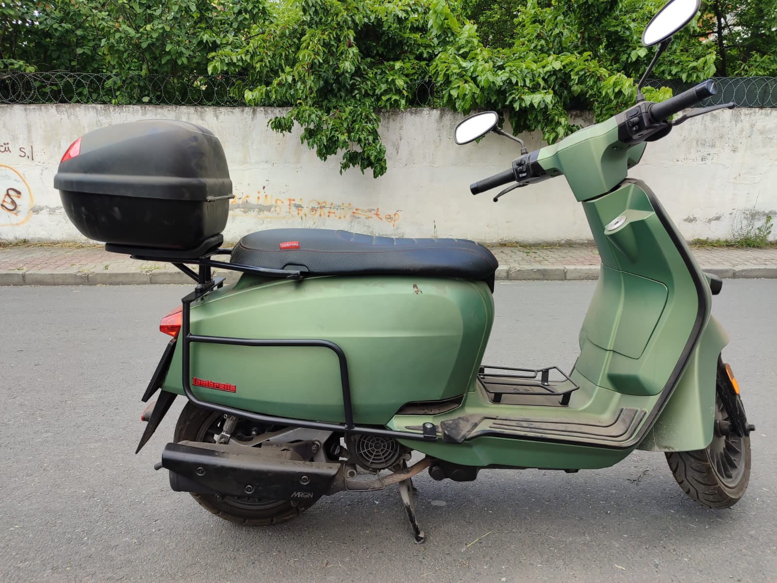 LAMBRETTA V200 KORUMA DEMİRİ 