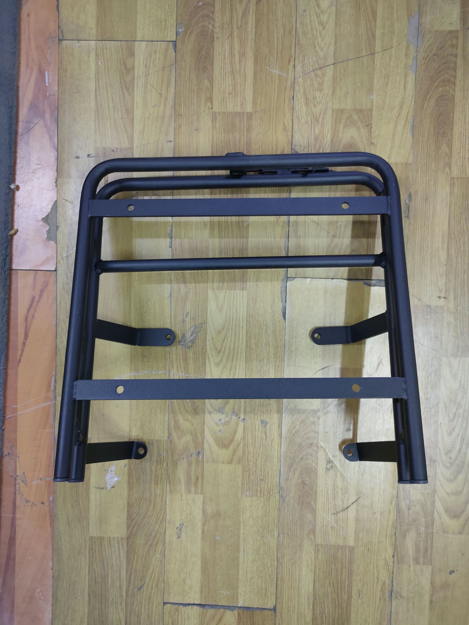 SYM ADX 125 KIZAKLI ÇANTA DEMİRİ