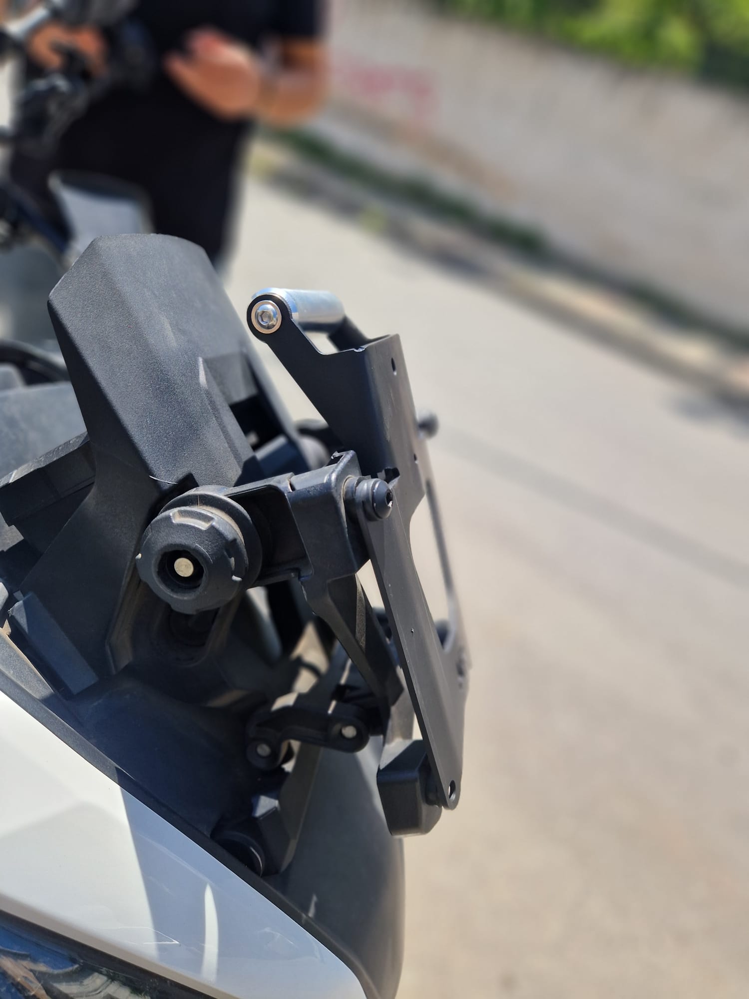 KANUNİ SEHA TELEFON TUTUCU BARI