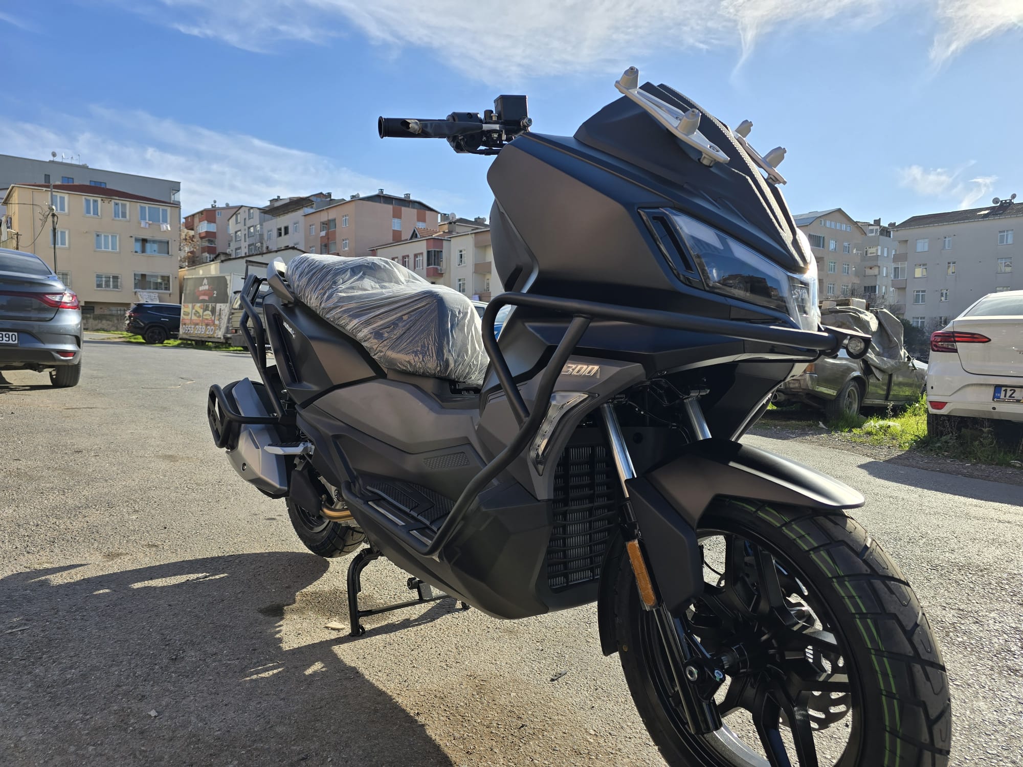 SYM ADX 300 ÖN KORUMA DEMİRİ