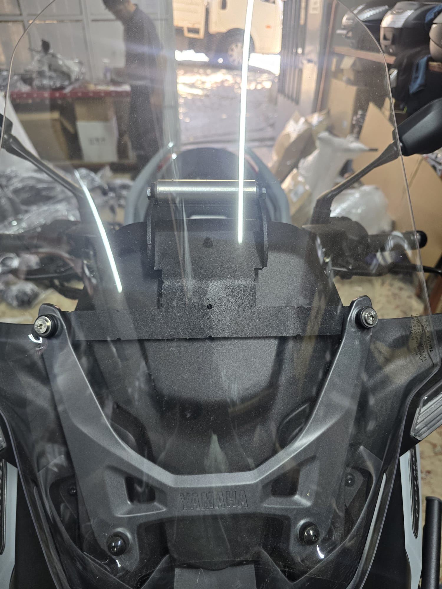 YAMAHA X-MAX 250 TELEFON TUTUCU BAR