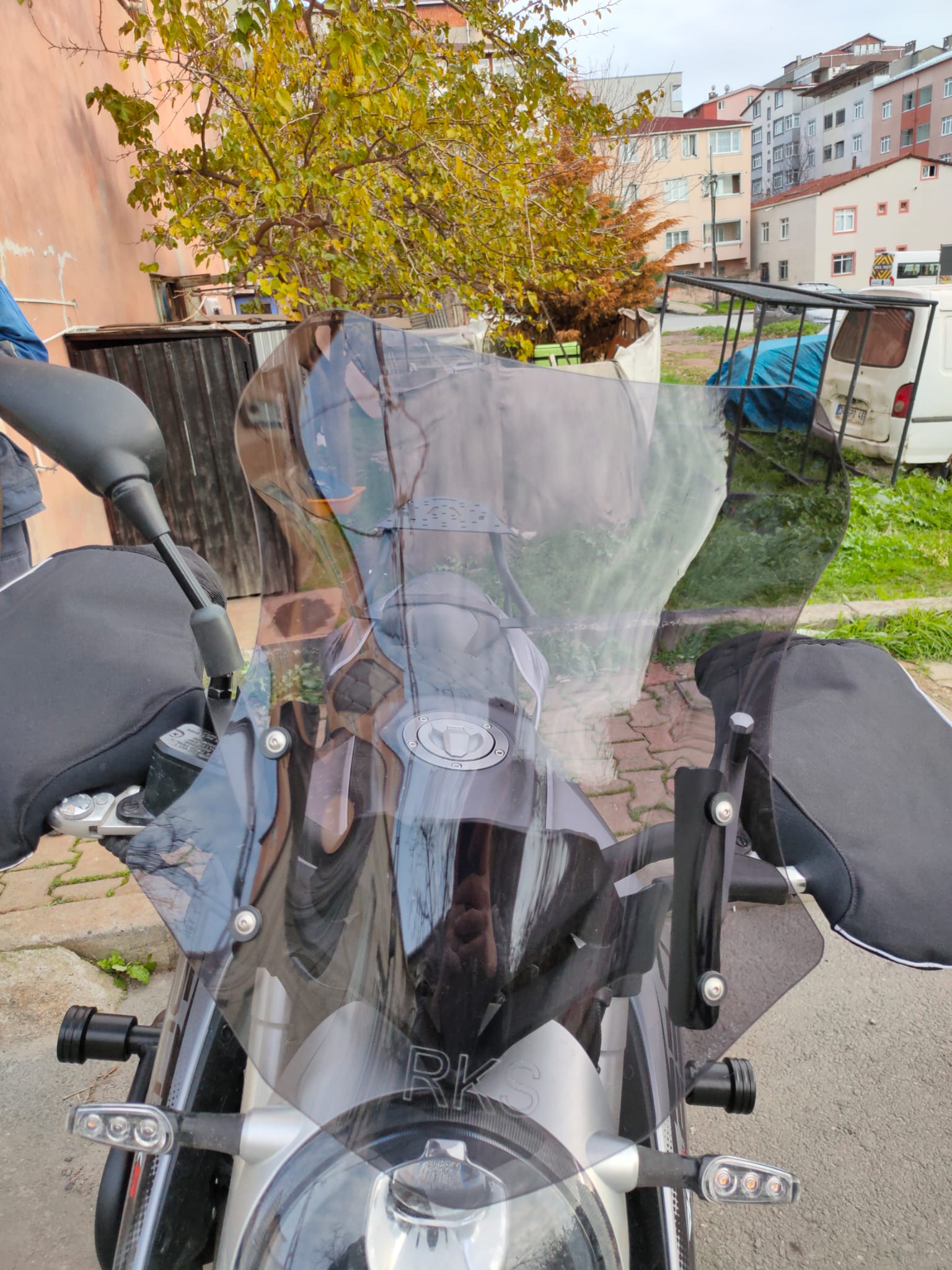 RKS QJ SRK 250 ÖN CAM ŞEFFAF-AÇIK FÜME