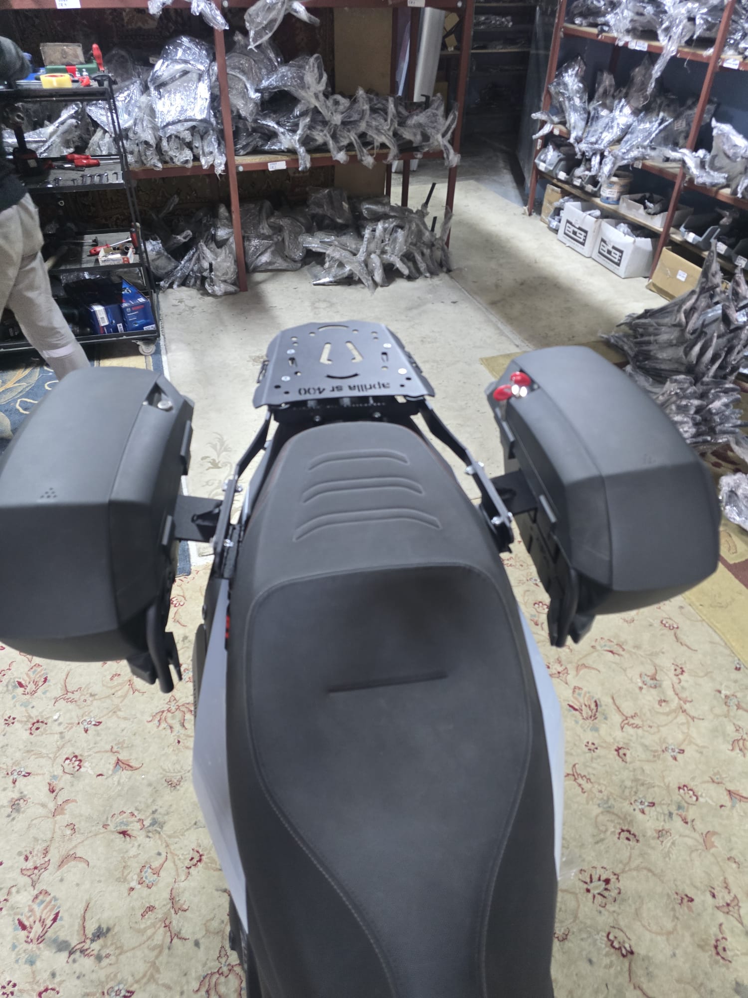 APRİLİA SR 400 YAN ÇANTA TAŞIMA DEMİRİ